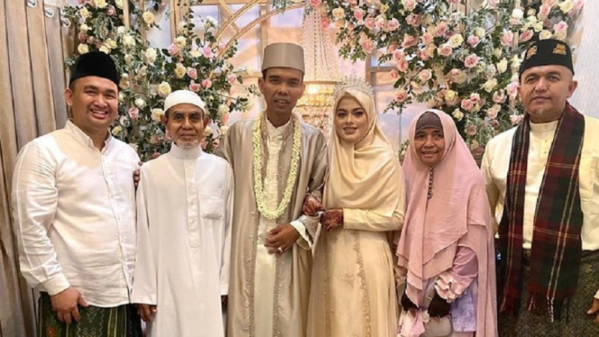 Penampakan Foto Pernikahan Ustaz Abdul Somad dengan Gadis 19 Tahun (Foto Instagram)