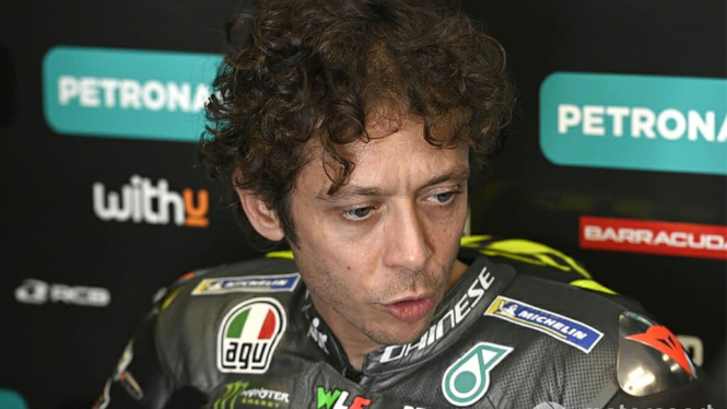 Jika pensiun dari MotoGP, Valentino Rossi Malah Ingin Beralih ke Balap Mobil.