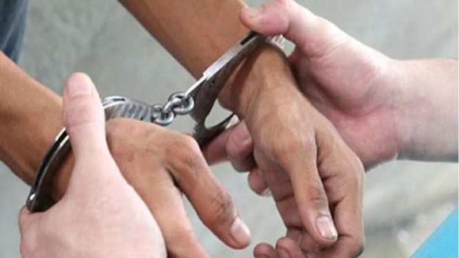 Sejumlah Anggota Polrestabes Surabaya Ditangkap Propam Polri, Ini Sebabnya (Foto Ilustrasi Penangkapan)