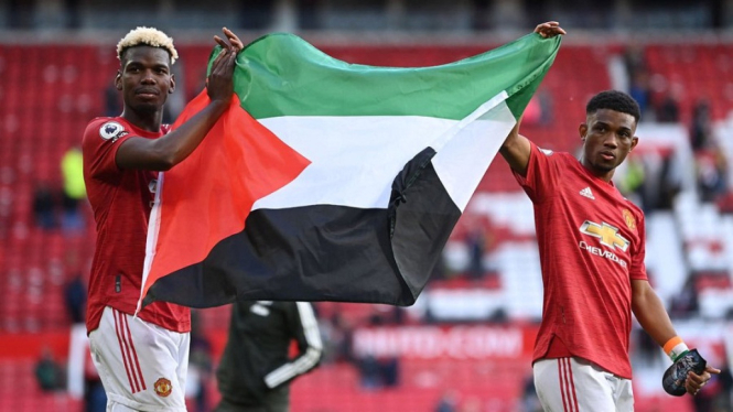 Paul Pogba dan Amad Daillo kibarkan bendera Palestina
