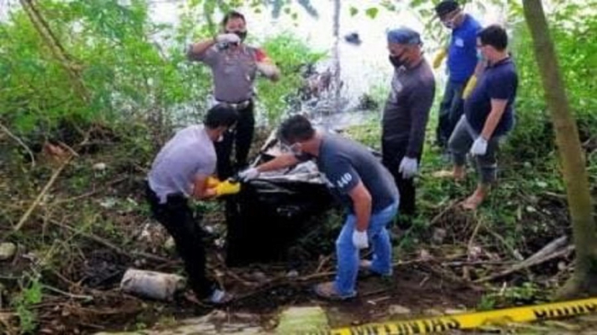 Misteri Kematian Wanita Misterius yang Mayatnya Membusuk di Sungai Cirarab, Tangerang (Foto RRI)