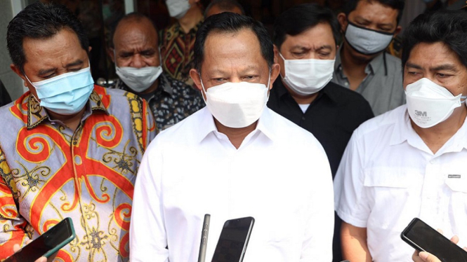 Mendagri Tito Karnavian Berduka Cita atas Wafatnya Wagub Papua Klemen Tinal (Foto Humas Kemendagri)