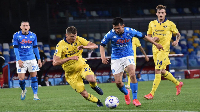 Napoli vs Helas Verona 1-1 Napoli gagal ke Liga Champions