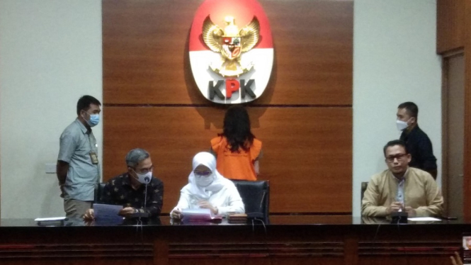 KPK Tahan Wakil Direktur PT Adonara Propertindo Terkait Korupsi Pengadaan Tanah (Foto ANTV-Dendy)