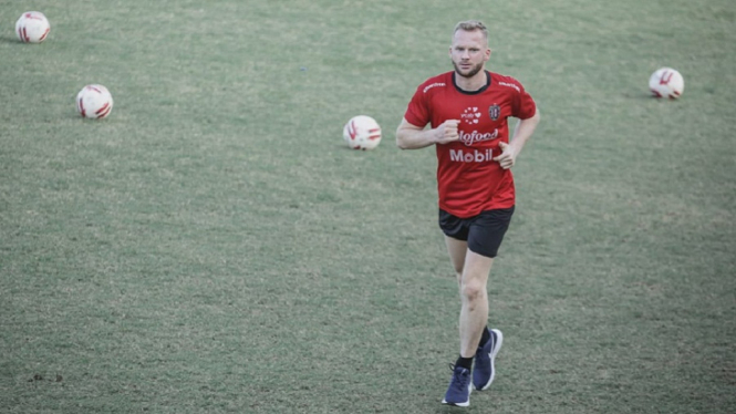 Melvin Platje striker asal belanda sudah gabung Bali United