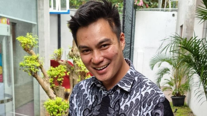 Baim Wong Datang ke Pernikahan Orang Tak Dikenal, Pengantin Malah Girang (Foto: Instagram)