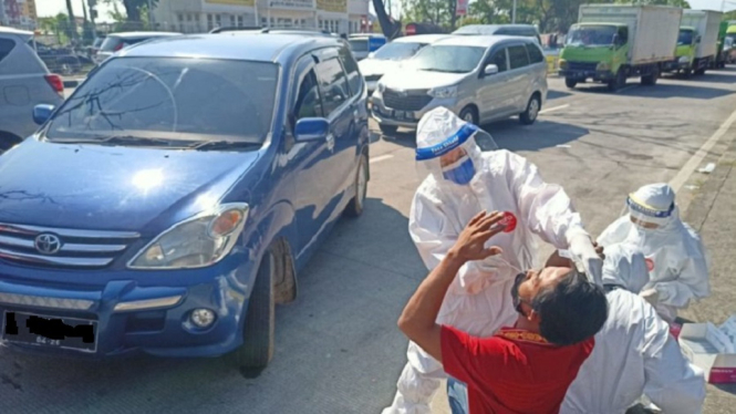 Waduh, 120 Pengendara di Suramadu Positif Covid-19 Usai Jalani Tes PCR (Foto surabaya.net)