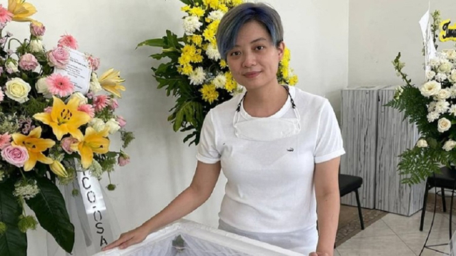 Leony Trio Kwek Kwek Bagikan Kabar Duka, Sang Ayah Meninggal Dunia (Foto: Instagram)