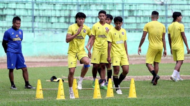 Respon Pelatih Arema Eduardo Almeida Terkait dua pemain Asing