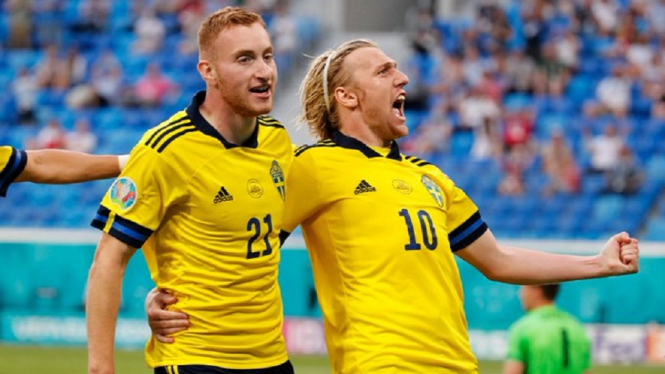 Swedia vs Polandia 2-0 dua gol Emil Forsberg