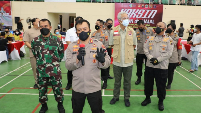 Kapolda Jateng Sanggupi Tantangan Presiden Jokowi Peningkatan Vaksinasi Dua Kali Lipat (Foto Humas Polda Jateng)