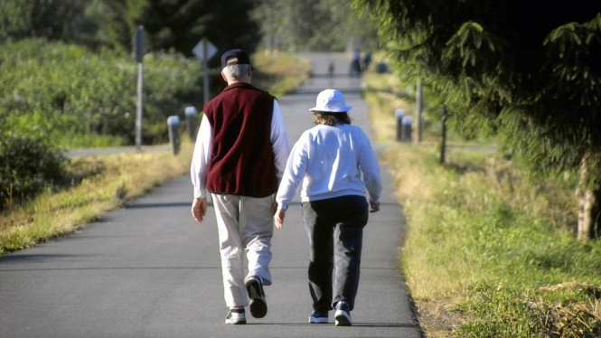 Kurangi Risiko Osteoporosis dengan Pilihan Olahraga Ini