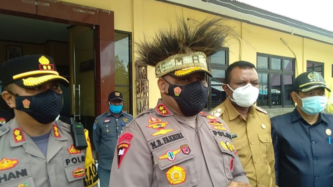 Kecewa Putusan MK, Massa Paslon Bupati Yalimo Blokir Sejumlah Ruas Jalan