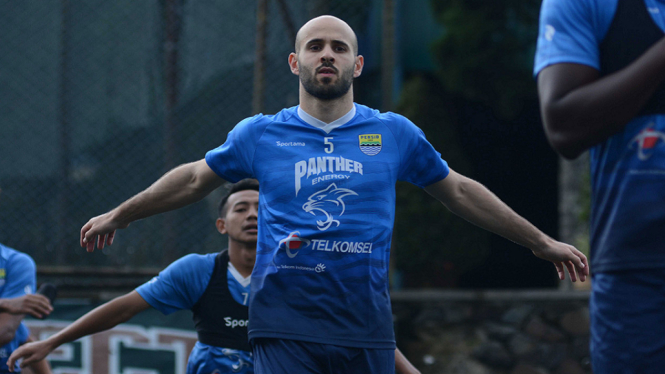 Gelandang anyar PERSIB Mohammed Bassim Rashid termotivasi oleh dukungan Bobotoh