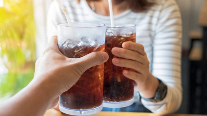 Waspada, Soft Drink Dapat Memperlambat Metabolisme Tubuh