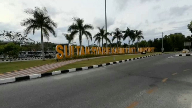 Tiba di Bandara Sultan Syarif Kasim Pekanbaru, 17 Penumpang Reaktif Covid-19