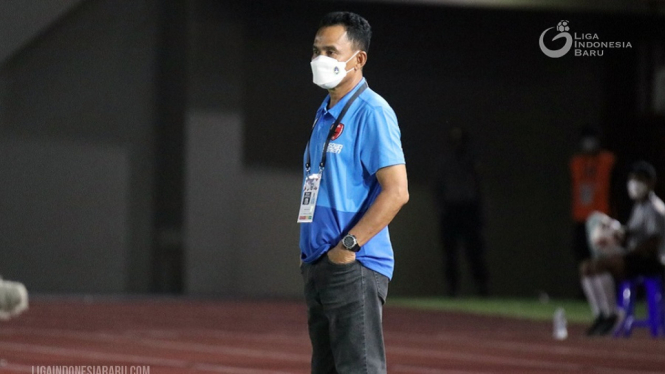 Syamsuddin Batolla Sebut Pelatih Baru PSM Milomir Seslija Suka Karakter Pemain PSM