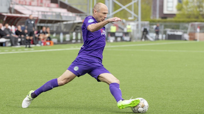 Arjen Robben gantung sepatu usai perkuat Groningen