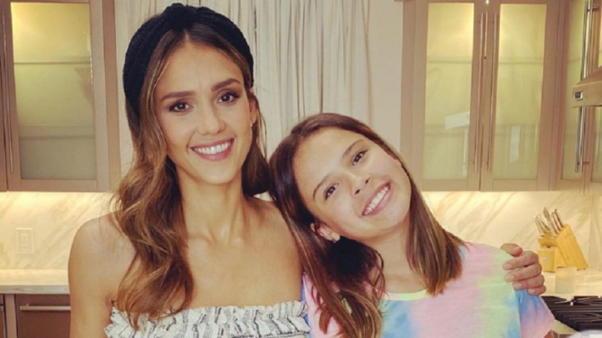 Jessica Alba Jalani Terapi Komunikasi Bersama Putri Sulungnya (Foto: Instagram)