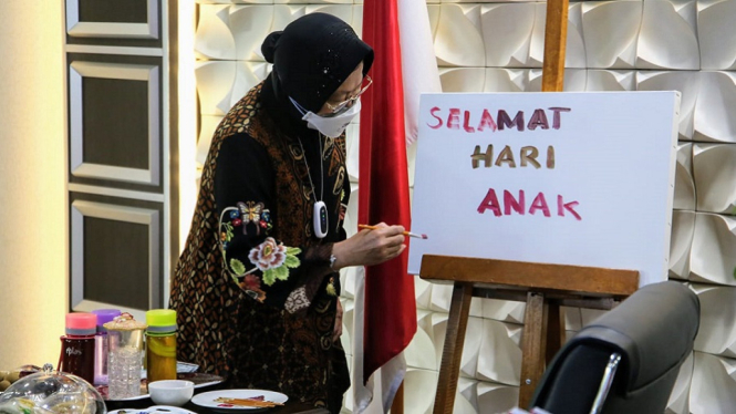 Peringati HAN 2021, Eyang Risma Ajak Anak-anak Indonesia Tetap Optimis (Foto Humas Kemensos)