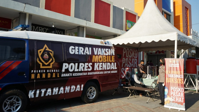 Perpanjangan PPKM Berlevel, Inilah Pasar Sehat Gagasan Polres Kendal, Jawa Tengah (Foto Humas Polres Pasar Kendal)