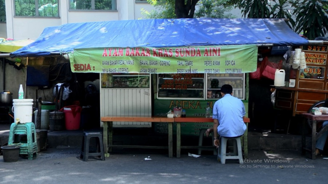 Tempat makan di kawasan Setiabudi, Jakata Selatan.