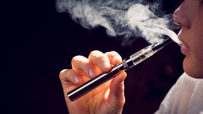 WHO Sebut Rokok Elektrik Membuat Anak Muda Kecanduan Tembakau