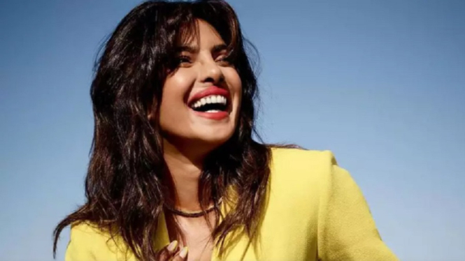 Priyanka Chopra Tertawakan Terjemahan Bahasa Inggris Film Karya Shah Rukh Khan (Foto Instagram)