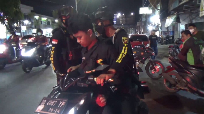 Terlibat Judi Balap Liar Motor, 3 Remaja Dibekuk Polisi Usai Dikejar (Foto ANTV-Rais)