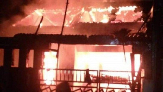 Mengenaskan, 3 Orang dalam Satu Keluarga Tewas Terpangang saat Rumahnya Terbakar (Foto Ilustrasi)