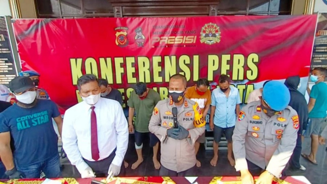 Polres Cirebon Kota Bekuk Komplotan Pencuri Spesialis Rumah Kosong (Foto Humas Polres Cirebon Kota)