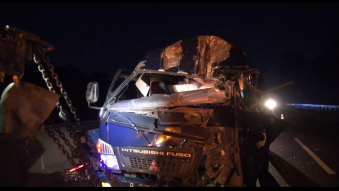 kecelakaan tol cipularang