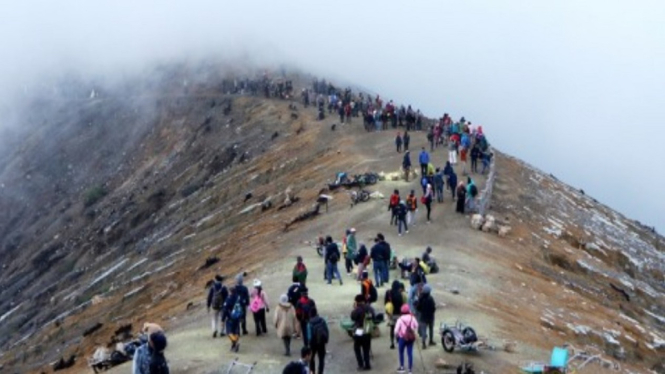 Pengelola Buka Kembali Jalur Pendakian Gunung Ciremai