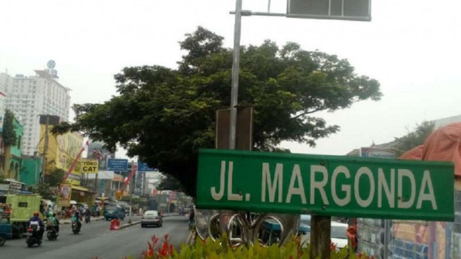 jalan margonda depok viva