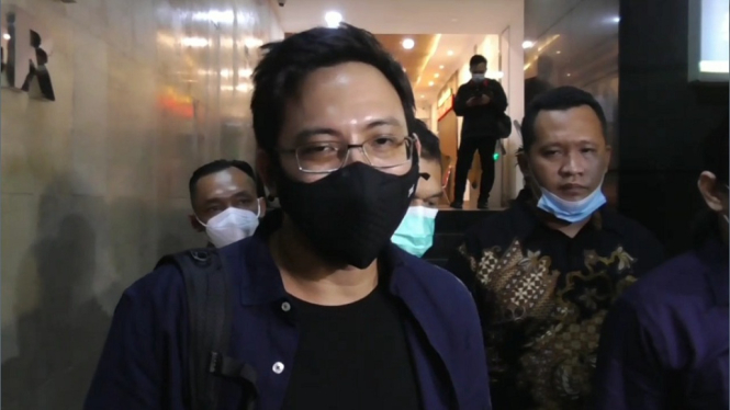 David NOAH usai menjalani pemeriksaan di Polda Metro Jaya, Selasa (24/8/20210. (ANTV/ Arief Budiman Saputra)