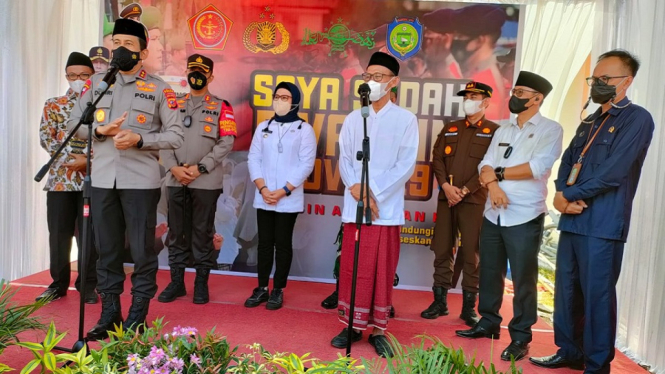 Kapolda Jawa Barat Ajak Warga Lawan Corona Lewat Vaksin Covid-19 (Foto antvklik-Opih)