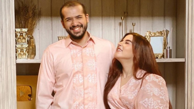 Sudah Naksir Sejak SD, Tasya Farasya Akui Sang Suami adalah Cinta Pertamanya (Foto: Instagram)