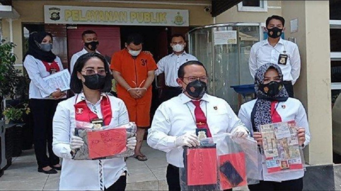 Terungkap, Korban Pedofil Oknum Guru di Ponpes Bertambah Jadi 26 Santri (Foto Dok. Humas Polda Sumsel)
