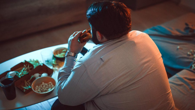 Mengenal Binge Eating Disorder (BED), Gangguan Makan yang Bisa Mengancam Nyawa