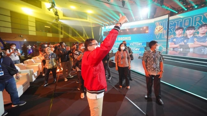 Menteri Pariwisata dan Ekonomi Kreatif RI Sandiaga Uno hadiri babak final Piala Presiden Esports 2021