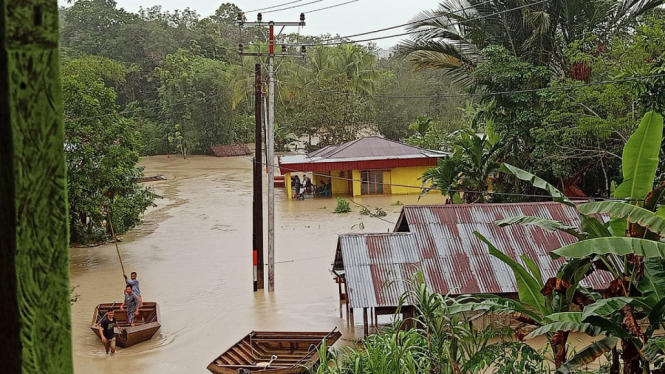 banjir nias