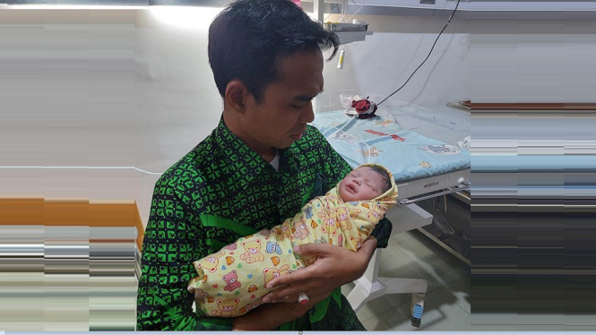Momen saat Ustad Abdul Somad Umumkan Kelahiran Anak Pertama dari Fatimah Az Zahra (Foto Instagram)
