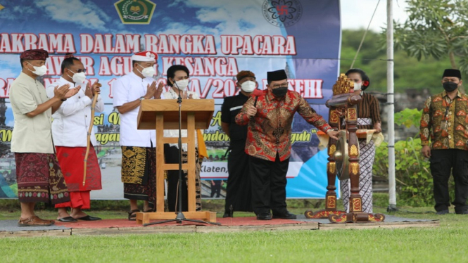 Wakil Menteri Agama membuka acara Tawur Agung Kesanga Hari Raya Nyepi (antv / Humas Kemenag)