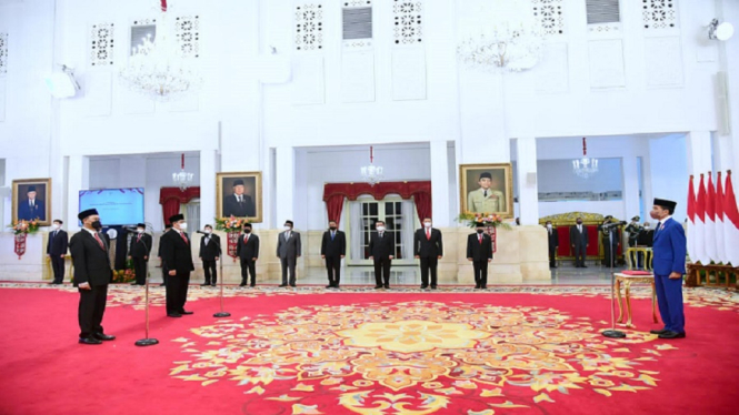 Presiden Jokowi Lantik Kepala dan Wakil Kepala Otorita IKN