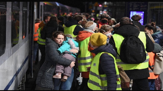 Zelenskiy Sebut Lebih 7000 Orang Berhasil Dievakuasi dari 4 Kota Ukraina