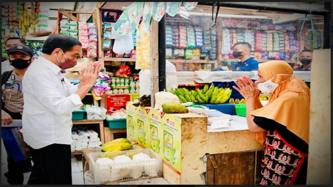 Jokowi beli cabai 1