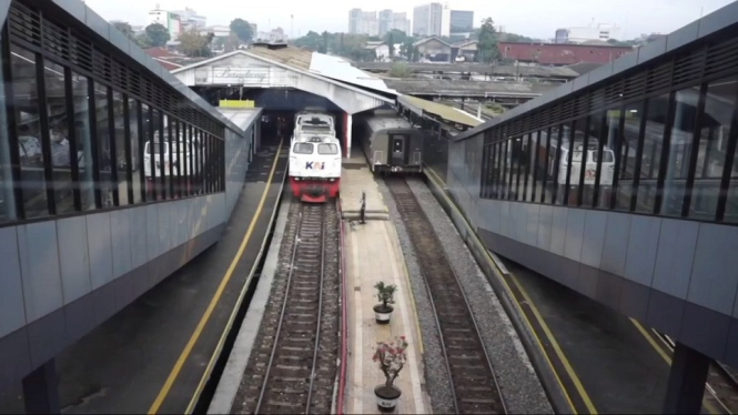 pt. kereta api indonesia beri diskon 60%