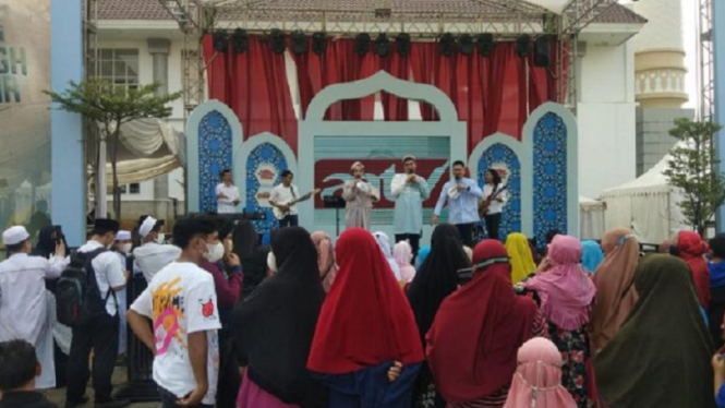 Serunya Acara Tabligh Akbar ANTV Segar Dingin SD C-1000 Manjakan Warga (Foto Istimewa)