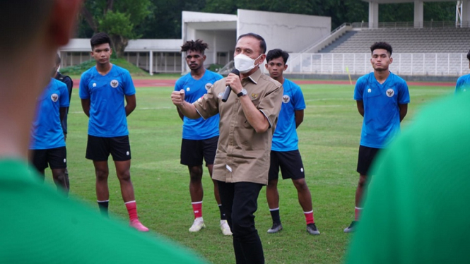 PSSI panggil 22 Pemain Tim U-19 Indonesia Untuk Toulon Cup Mochamad Iriawan