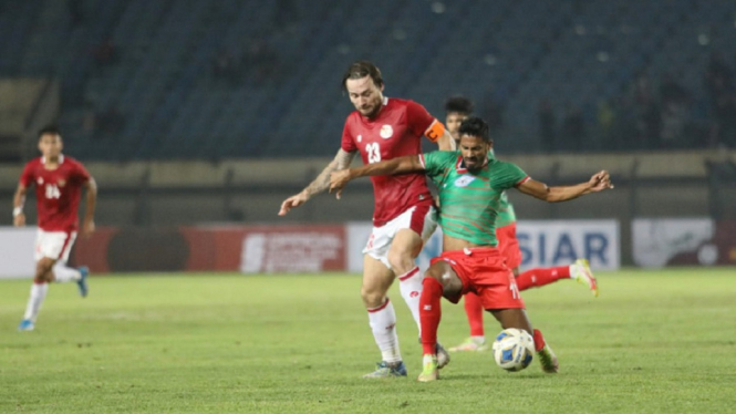 Marc Anthony Klok Timnas Indonesia vs Bangladesh 0-0